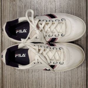 FILA sneakers white stripe 8
